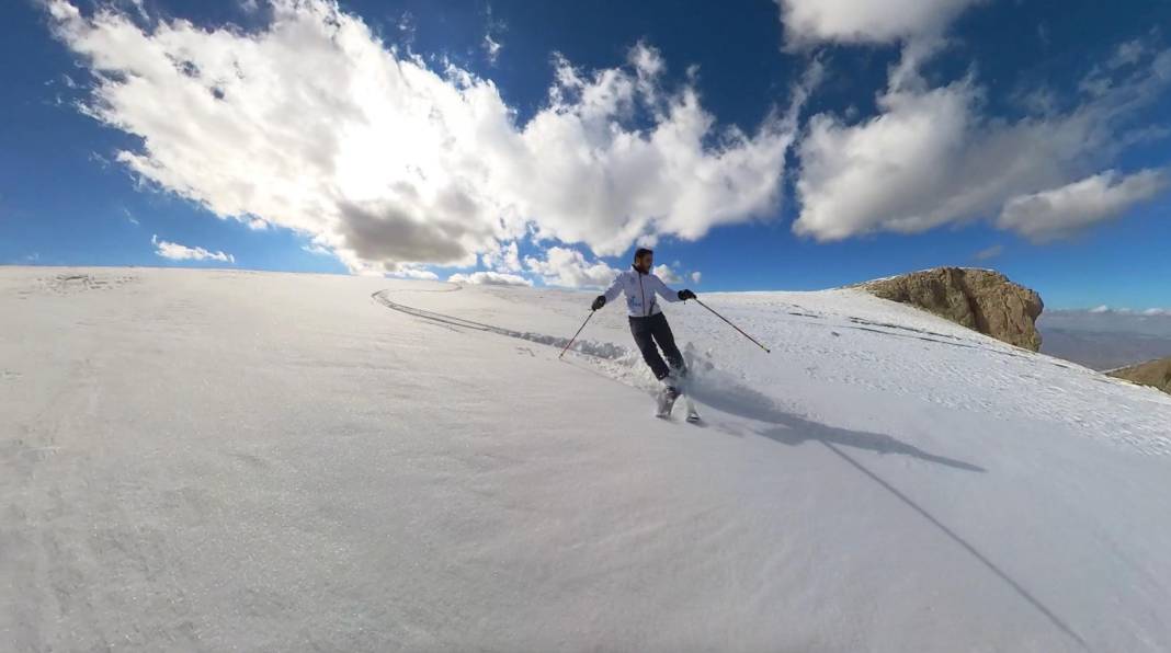 Kar kalınlığı 40 santime çıktı, turlar erken başladı 8